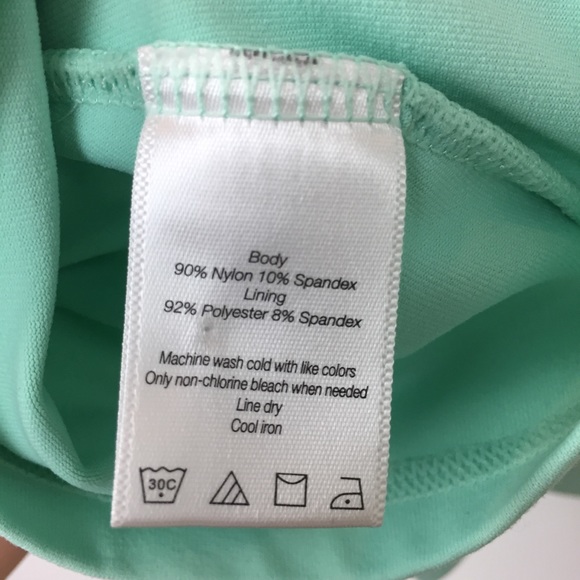 Alo Yoga Mint Turquoise Tank with Built-in Bra XS - Picture 7 of 8